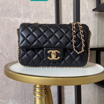 Túi xách Chanel Side Pearl Classic (1)