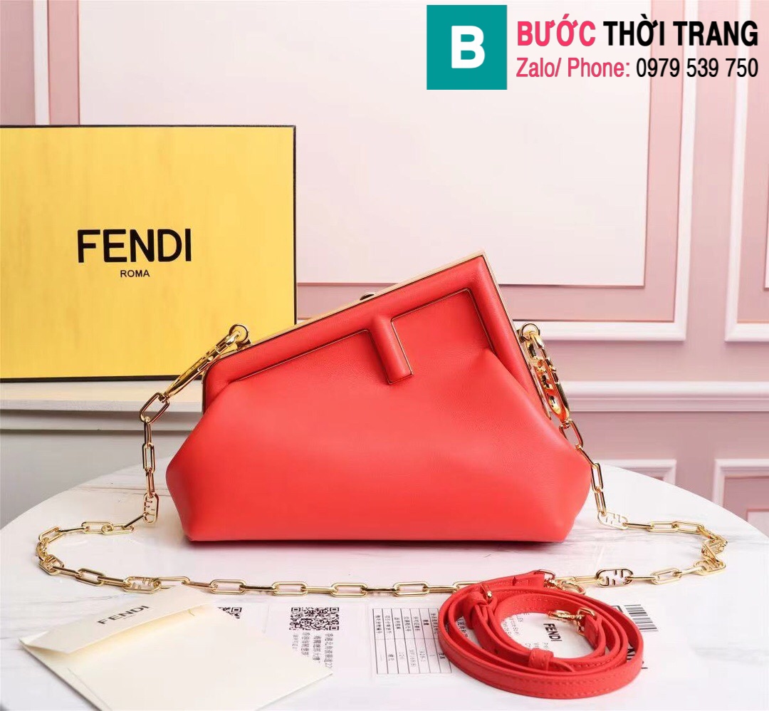 Túi xách Fendi Kan I Logo leather handbag (1)